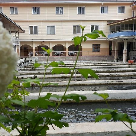 Alanlar Alabalik Ve Otel Ağlasun 외부 사진